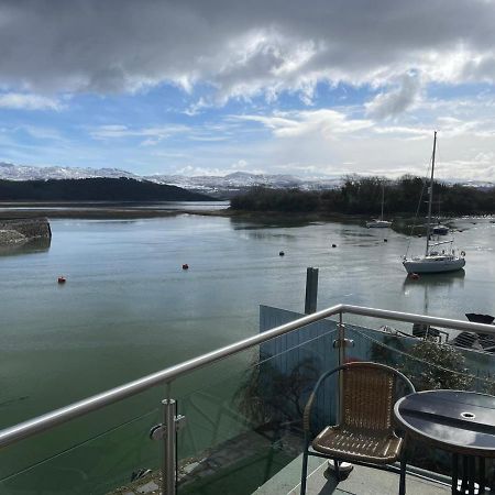 Portmadog, Oakley Wharf Apartment Porthmadog Exterior foto