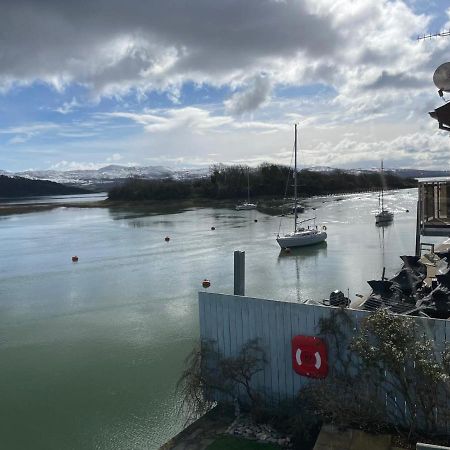 Portmadog, Oakley Wharf Apartment Porthmadog Exterior foto