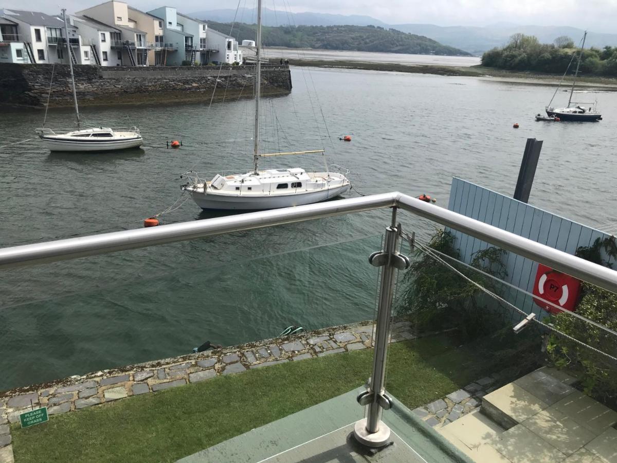 Portmadog, Oakley Wharf Apartment Porthmadog Exterior foto