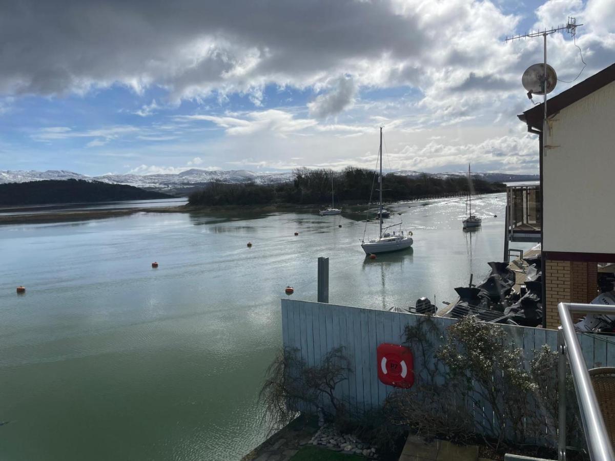Portmadog, Oakley Wharf Apartment Porthmadog Exterior foto